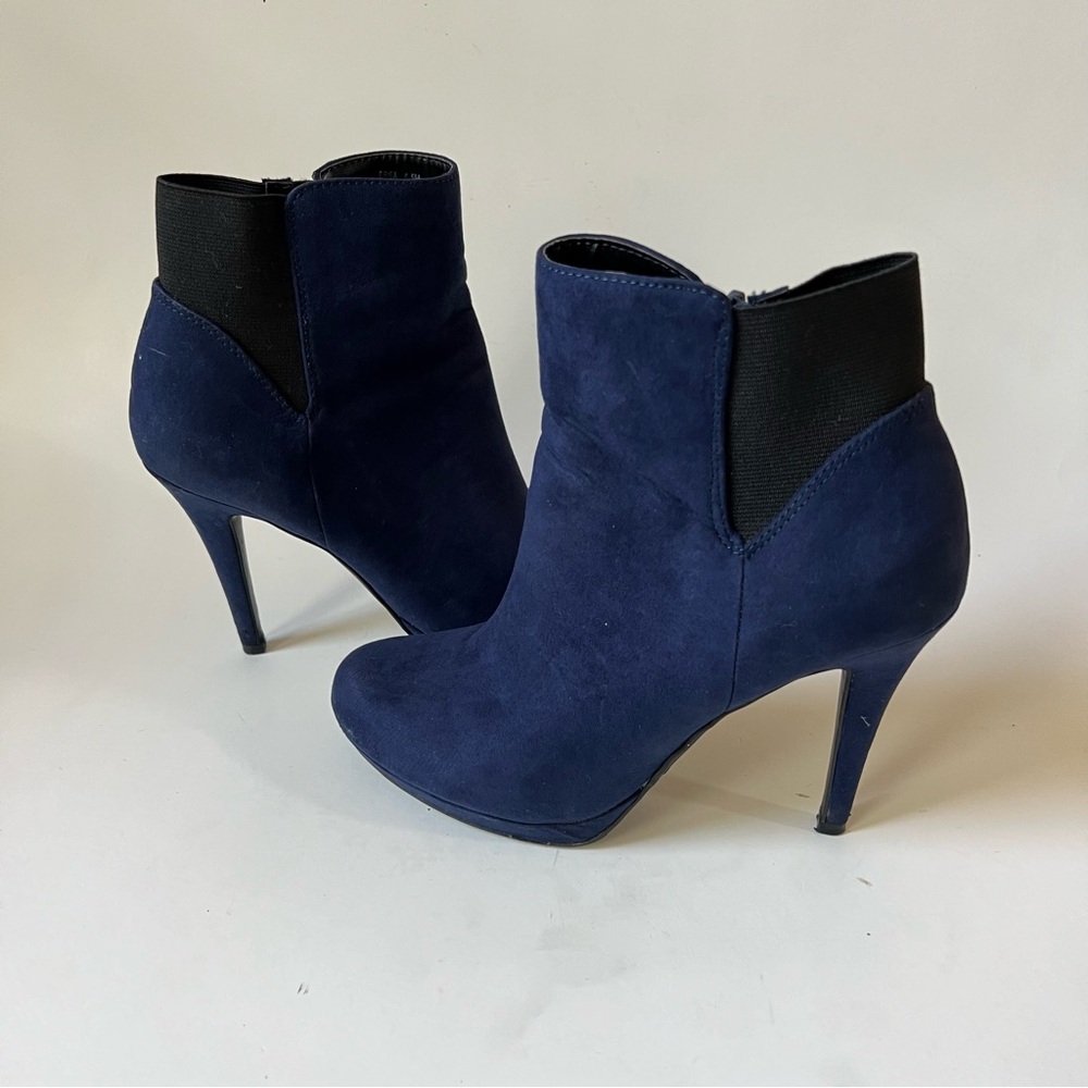 THALIA Faux Suede Ankle Booties, Navy, 6.5M